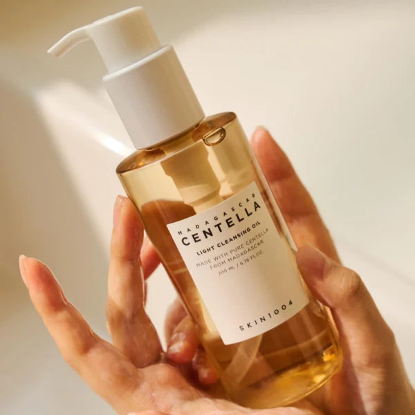 SKIN1004 Madagascar Centella Light Cleansing Oil